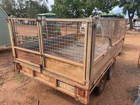 2001 Caged Tipper - picture2' - Click to enlarge