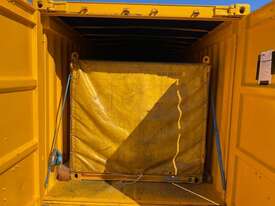 4x 40ft containers containing launch and recovery system. - picture2' - Click to enlarge