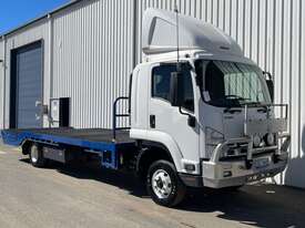 2014 Isuzu FRR600 Table Top - picture0' - Click to enlarge