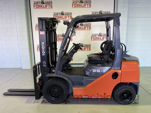 2016 TOYOTA 32-8FG25 SN  308FG25-63599 LPG GAS FORKLIFT 4300MM CONTAINER MAST 