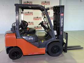 2016 TOYOTA 32-8FG25 SN  308FG25-63599 LPG GAS FORKLIFT 4300MM CONTAINER MAST  - picture0' - Click to enlarge