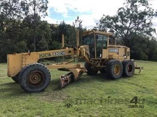 caption John Deere 770CH Motor Grader - 19,858 Total Hours - Well Maintained & Owner-Operator!