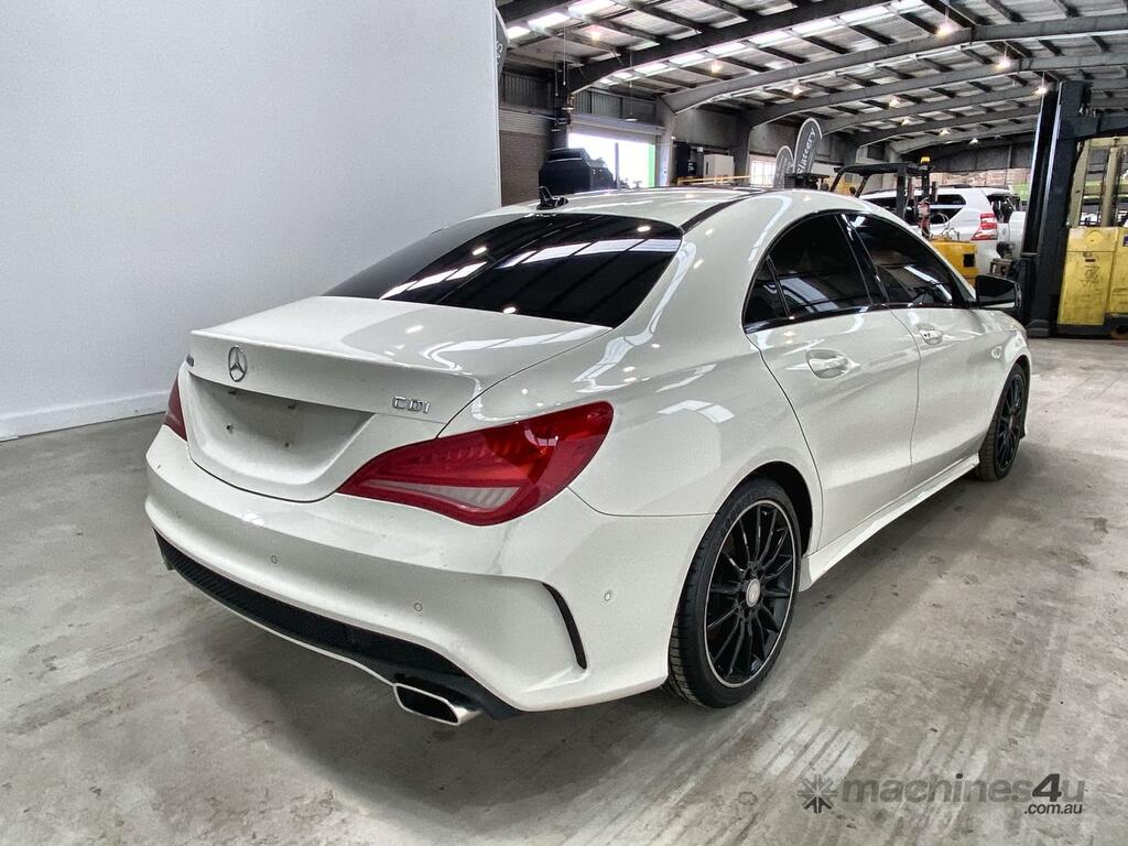 Buy Used 2014 mercedes benz 2014 Mercedes-Benz CLA-Class CLA200 CDI ...