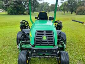 John Deere 7700 Golf Fairway Mower - picture2' - Click to enlarge