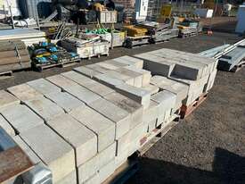 QTY X 3 PALLETS OF CONCRETE BLOCKS - picture0' - Click to enlarge