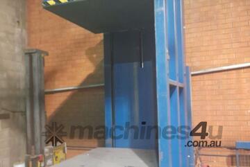 Safetech 2000Kg Pallet Inverter With Fencing