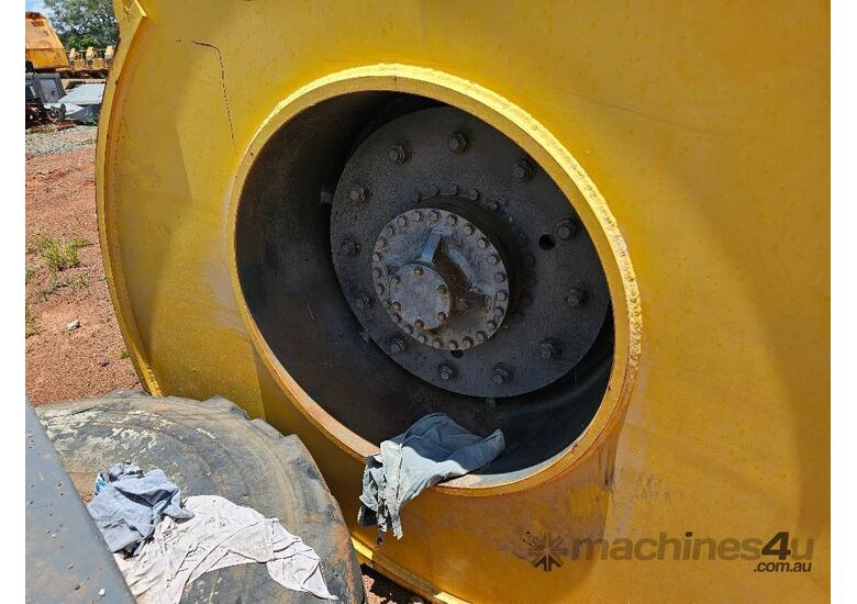 caption 2018 SJ6530 Impact Roller
