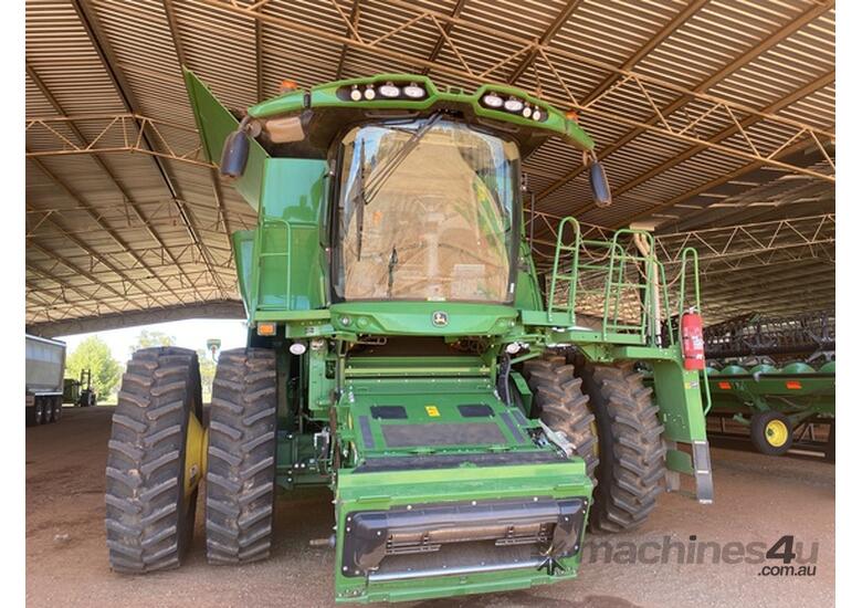 caption 2021 John Deere S780 Combines
