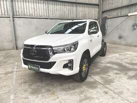 2020 Toyota Hilux SR5 4x4 T/Diesel (Ex Fleet) - picture1' - Click to enlarge