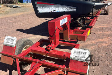 MacDon D60 Header Front Harvester/Header