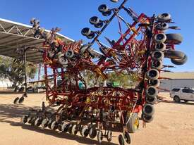 2012 BOURGAULT 8910 60' BAR  - picture2' - Click to enlarge