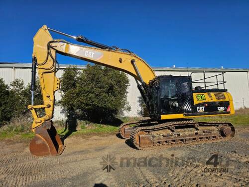 Excavator - Caterpillar 329DL