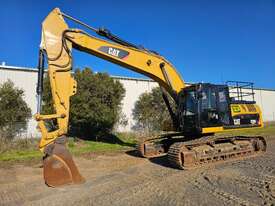 Excavator - Caterpillar 329DL - picture2' - Click to enlarge