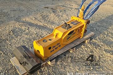 Unused Sailing 45 Hydraulic Breaker to suit 2-2.5T Excavator