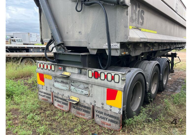 caption 2013 Graham Lusty Trailers GLT Triaxle Tri Axle Side Tipper