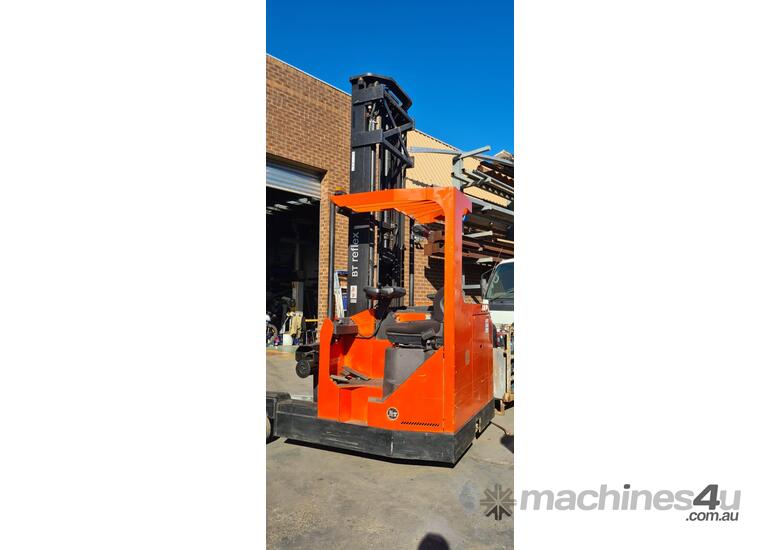 caption Industrial truck Forklift BT FRE270 Electric multi directional forklift