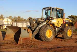 Komatsu 2010   Wa250pz-6
