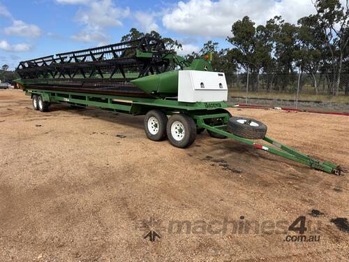 2010 JOHN DEERE 640D DRAPER PLATFORM & TRAILER