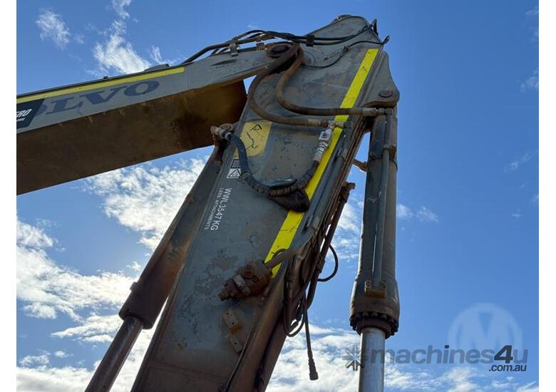 Volvo EC300DL