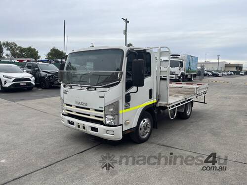 2012 Isuzu NRR 150 NH 4x2 Tray Truck
