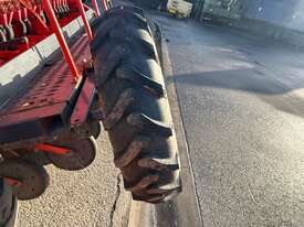 1x Smart Seeder SS24 Seed Drill - picture0' - Click to enlarge