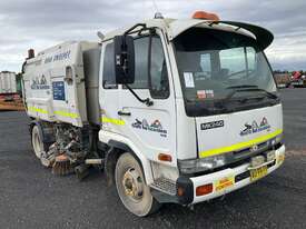 2007 Nissan UD MK240 Dual Control Road Sweeper - picture2' - Click to enlarge