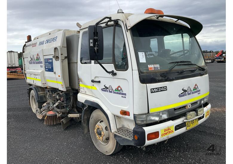 caption 2007 Nissan UD MK240 Dual Control Road Sweeper