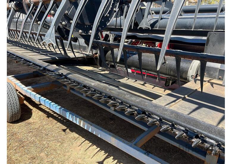 caption 2016 MACDON D65 45' DRAPER FRONT