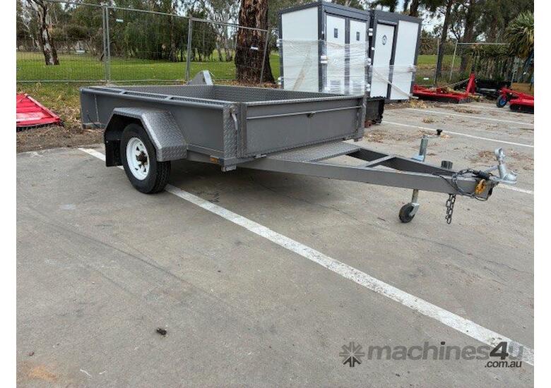 caption Basic Trailer 7x5