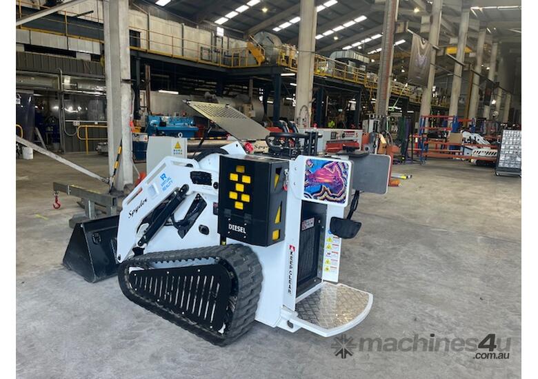 TRACKED MINI LOADER SKID STEER Radio remote control 