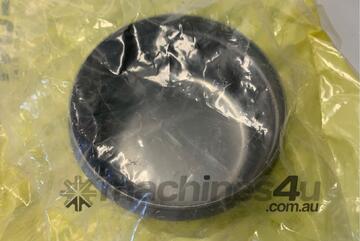 Case IH Hub Cap (Part # 189425C1)
