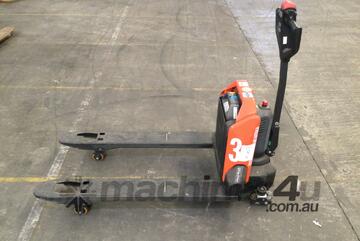 2021 Toyota LHE150 Electric Pallet Jack 2021 Toyota LHE150 Electric Pallet Jack