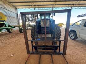 New Holland T7 250 - picture2' - Click to enlarge
