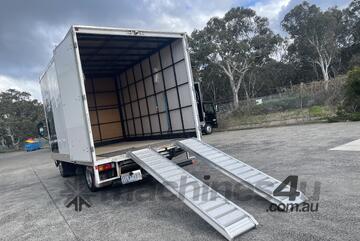 2.1M 2.4Tonne Heavy Duty Aluminium Loading Ramp(Hook Type)