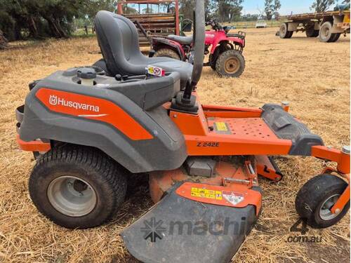 2023 Husqvarna Ride On Mower Z242E