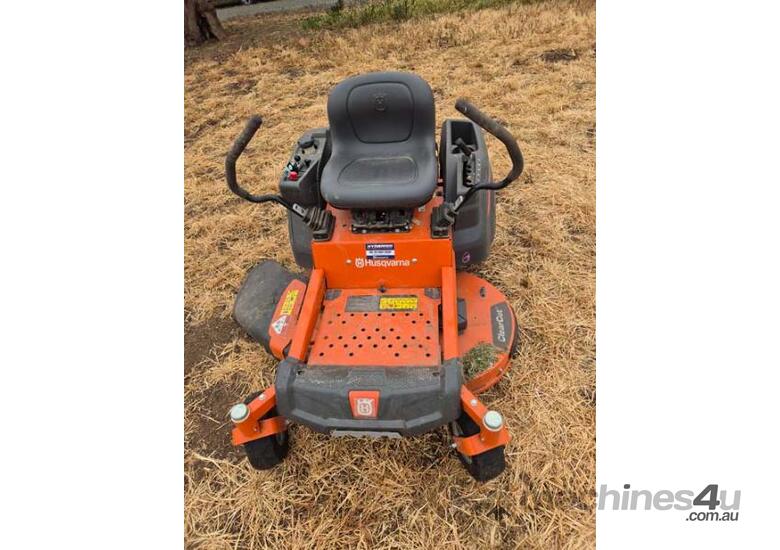 2023 Husqvarna Ride On Mower Z242E