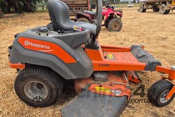 2023 Husqvarna Ride On Mower Z242E