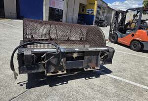 S-45 flip screen screening bucket to suit skid steer loader