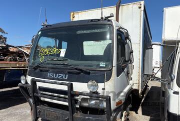 2006 Isuzu FRR550 Curtain Sider