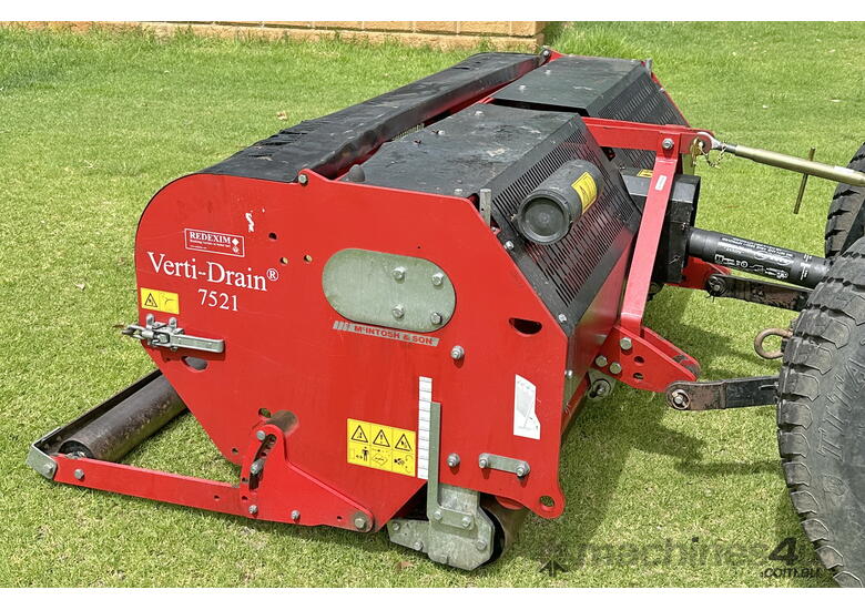 Redexim Verti-Drain 7521 Lawn Aerator Corer