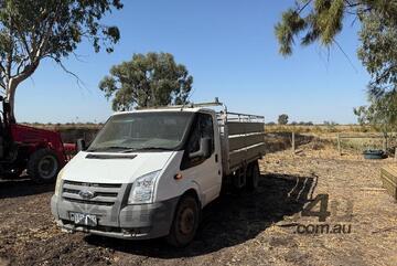 Ford 2011   Transit Cab Chasis