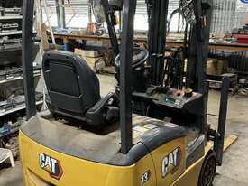 2021 Caterpillar 1.3 Tonne Electric Forklift - Northern Territory - picture0' - Click to enlarge
