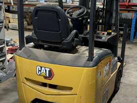 2021 Caterpillar 1.3 Tonne Electric Forklift - Northern Territory - picture1' - Click to enlarge