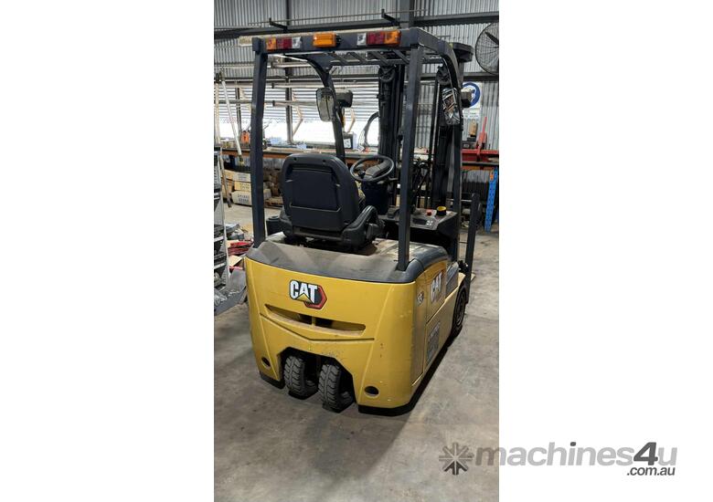 2021 Caterpillar 1.3 Tonne Electric Forklift - Northern Territory