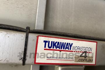 2003 Hino Dutro 4x2 Tray Truck