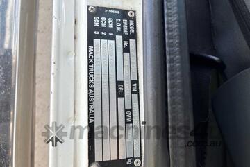 2018 Mack Superliner Prime Mover