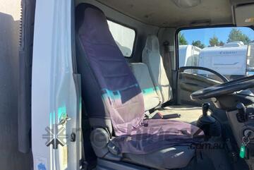 2013 Isuzu NPR 300 MWB Service Body / Crane Truck