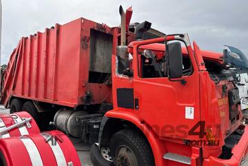 Iveco   ACCO Garbage Compactor