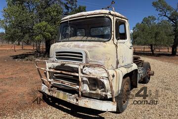 CIRCA 1960 ALBION PRIME MOVER