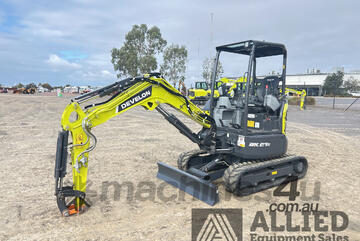 2024 Develon DX27Z-7M Mini Excavator (Unused)